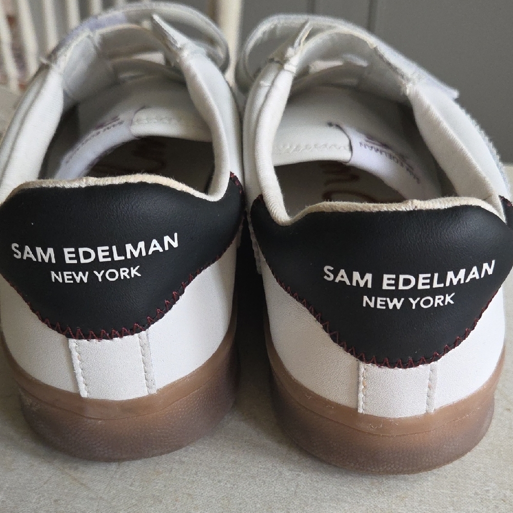 Sam Edelman Women's Black and White Sneakers